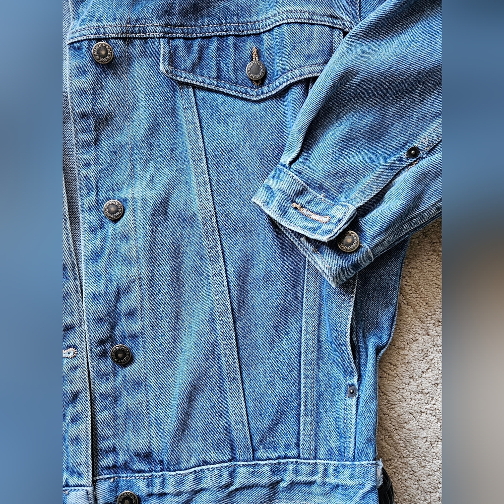 Vintage Jean Jacket - Picture 4 of 9